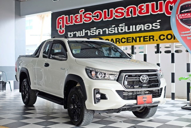 TOYOTA HILUX REVO ROCCO [ 2.4 G ] Prerunner Smart Cab AT ปี 2019