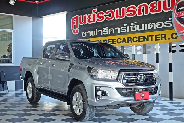 TOYOTA HILUX REVO [ 2.4 E ] Prerunner 4DR AT ปี 2018 จด2019